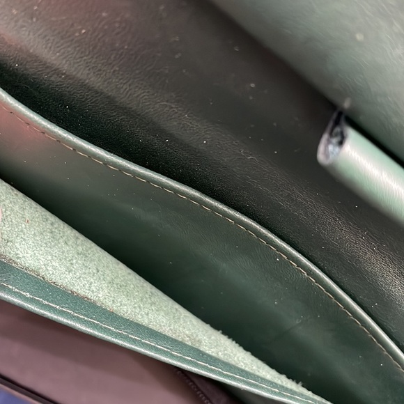 RARE Green Vintage Coach Zip Around Wallet Excellent Condition - Picture 14 of 16